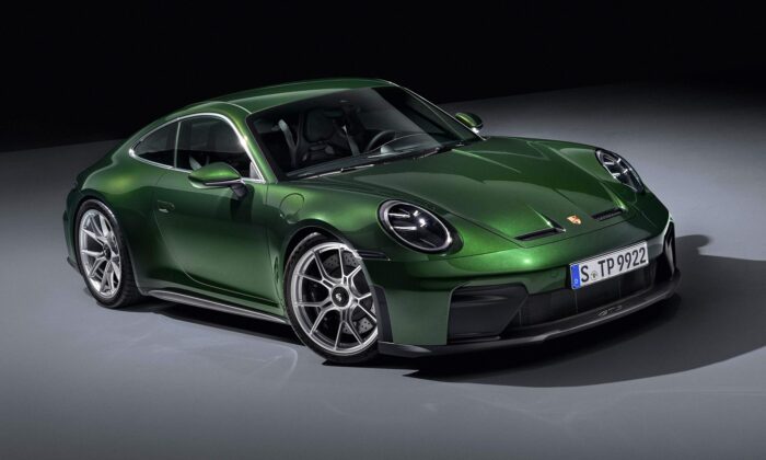 Porsche 911 GT3 dostalo k 25. výročí vyostřenější design exteriéru a upravený interiér