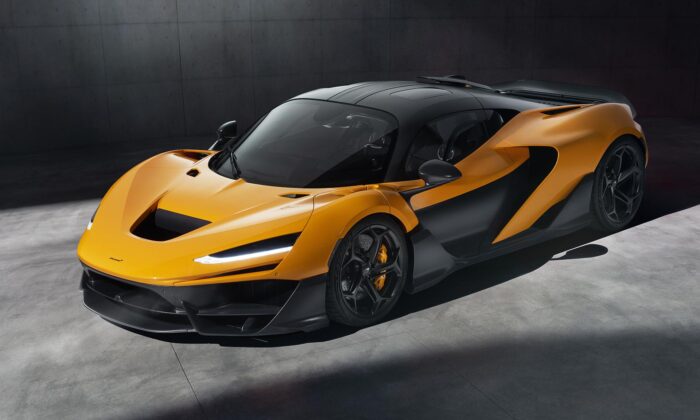 McLaren W1 je limitovaná edice extrémního supersportu s revolučním zadním křídlem