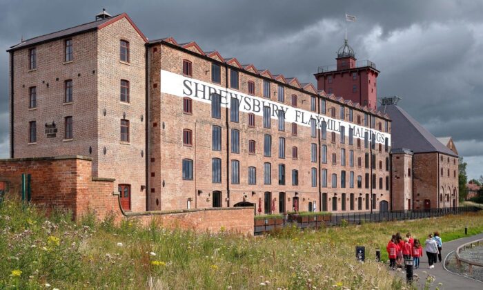 Anglická továrna Shrewsbury Flaxmill Maltings z roku 1797 byla přestavěna na muzeum a kreativní centrum